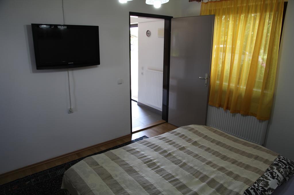 Holiday Home Maderka Strigova Екстериор снимка