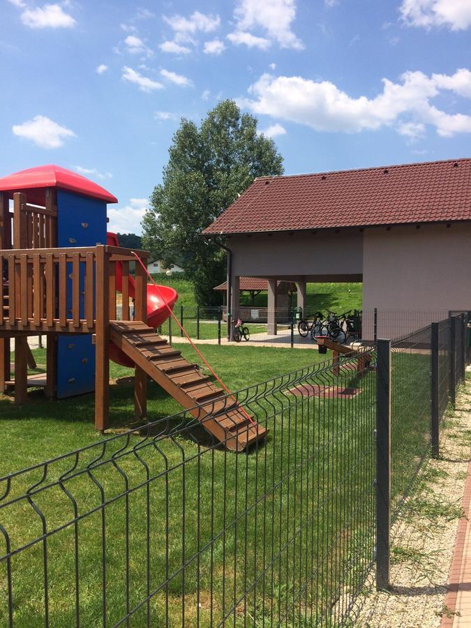 Holiday Home Maderka Strigova Екстериор снимка