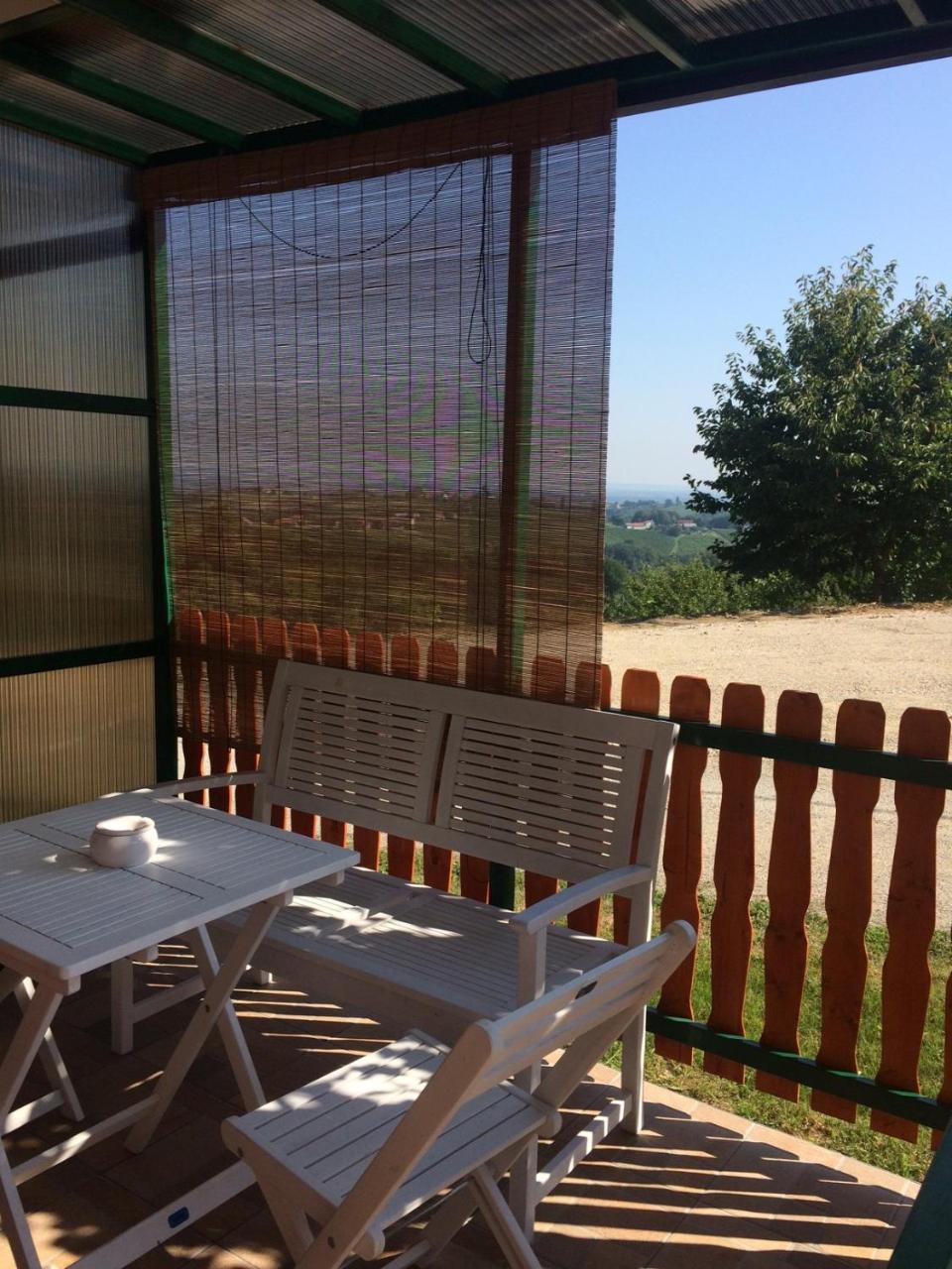 Holiday Home Maderka Strigova Екстериор снимка